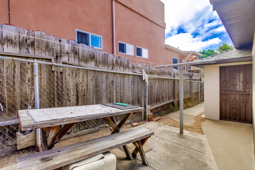 Virtual tour photo 30 of 45 for 4768 Del Mar Avenue