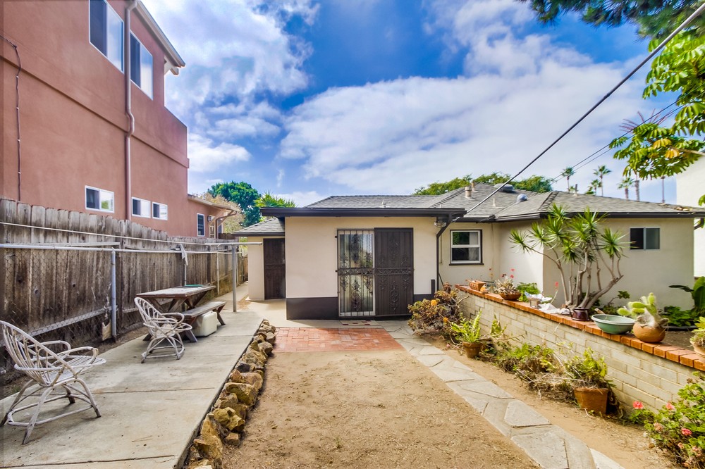 Virtual tour photo 32 of 45 for 4768 Del Mar Avenue