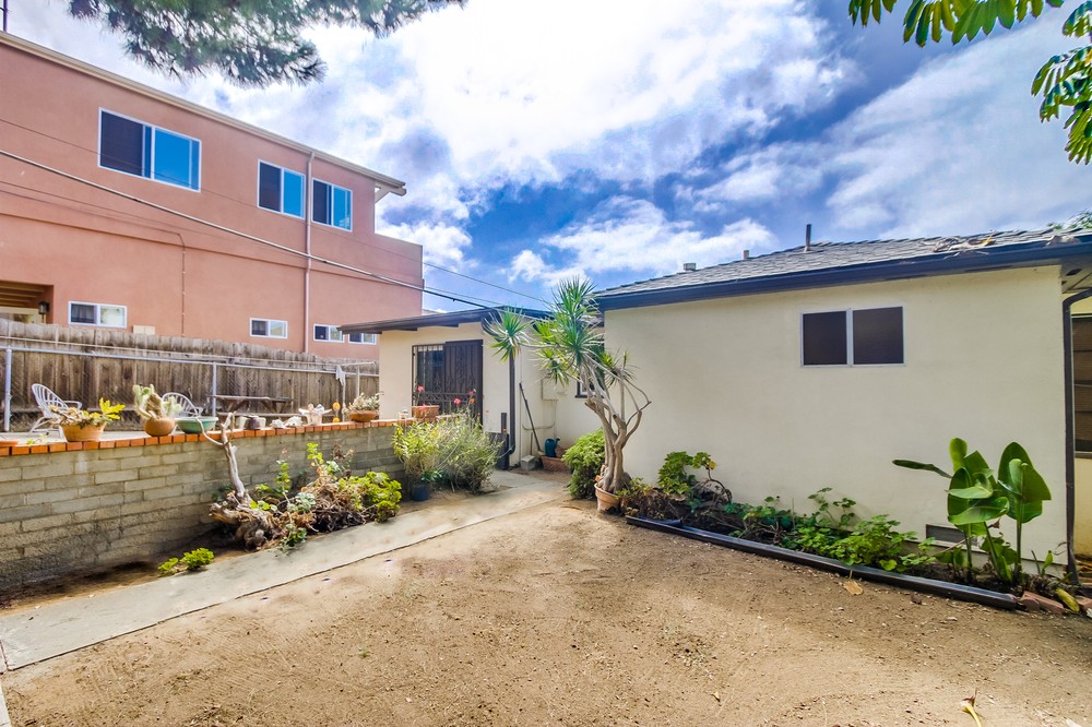 Virtual tour photo 35 of 45 for 4768 Del Mar Avenue