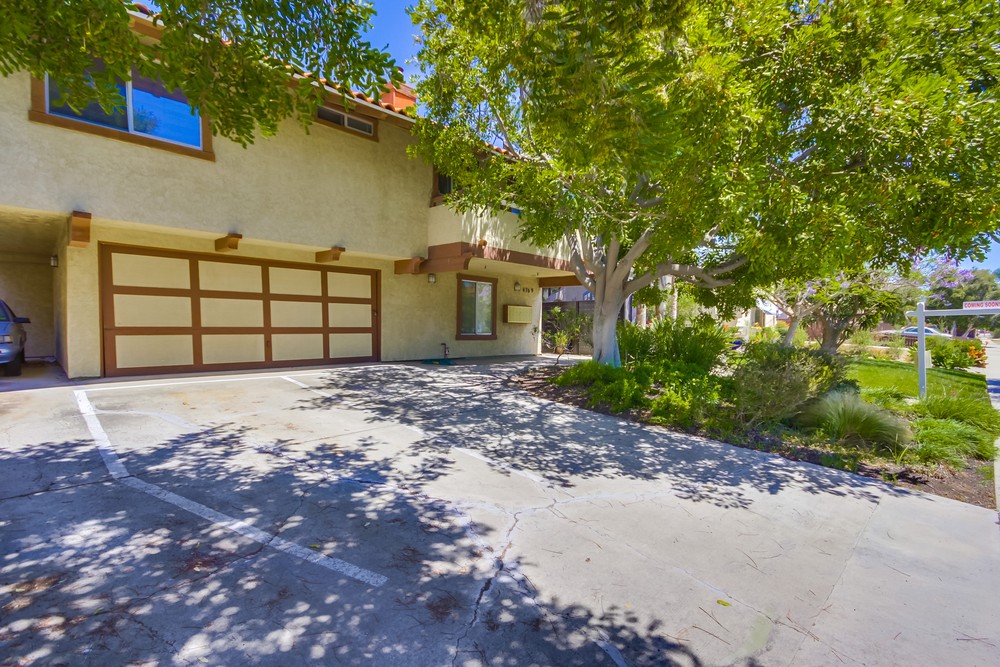 Virtual tour photo 4 of 31 for 4769 Hawley Blvd