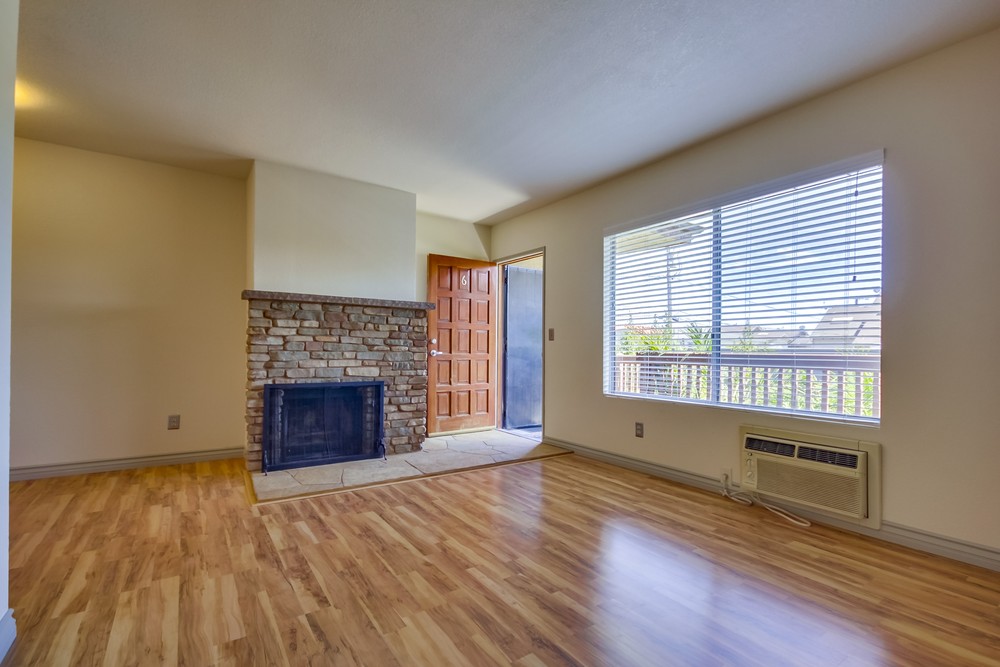 Virtual tour photo 9 of 31 for 4769 Hawley Blvd