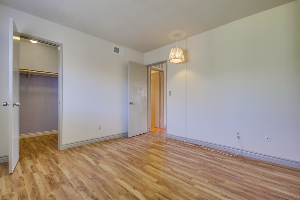 Virtual tour photo 19 of 31 for 4769 Hawley Blvd