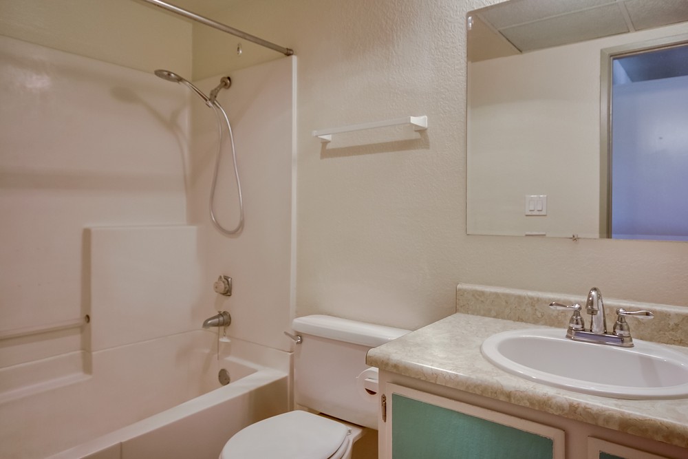 Virtual tour photo 21 of 31 for 4769 Hawley Blvd