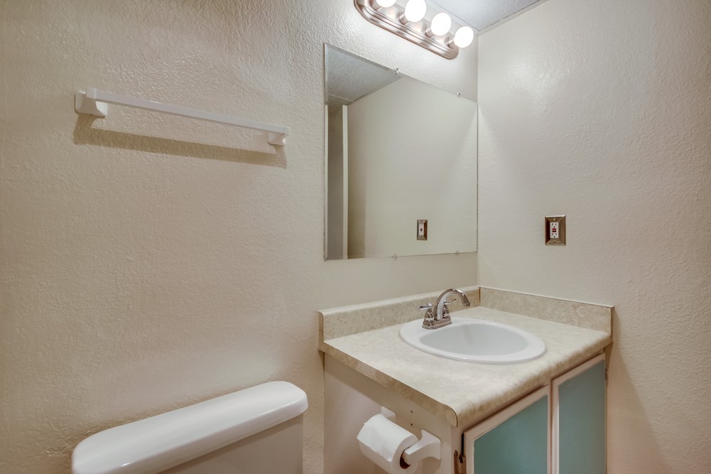 Virtual tour photo 22 of 31 for 4769 Hawley Blvd