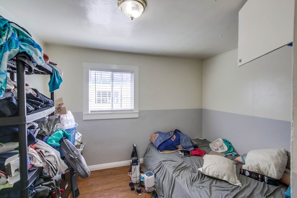 Virtual tour photo 16 of 40 for 4770 Dwight St