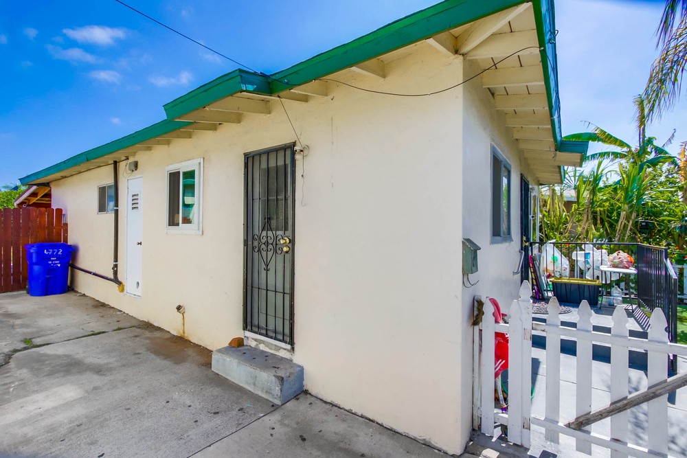 Virtual tour photo 23 of 40 for 4770 Dwight St