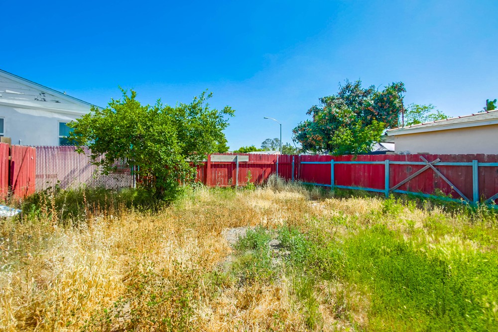 Virtual tour photo 39 of 40 for 4770 Dwight St