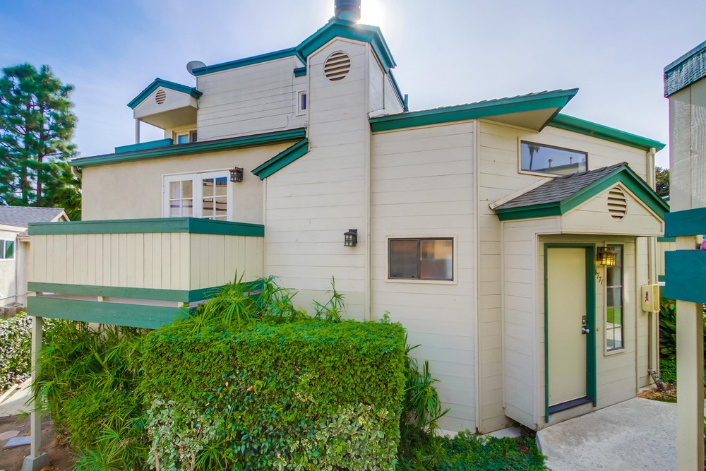 Virtual tour photo 4 of 45 for 4771 Lamont St