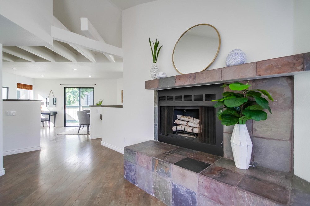 Virtual tour photo 13 of 45 for 4771 Lamont St