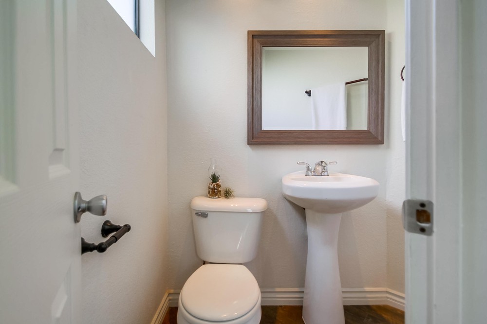 Virtual tour photo 28 of 45 for 4771 Lamont St