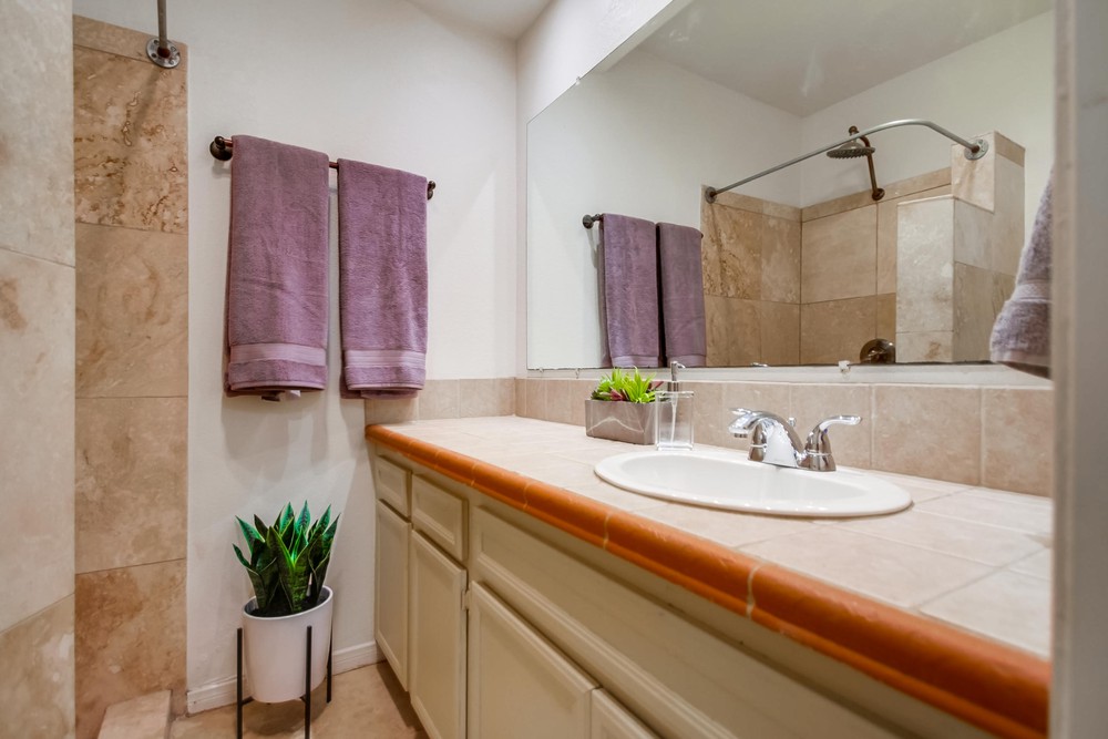Virtual tour photo 35 of 45 for 4771 Lamont St