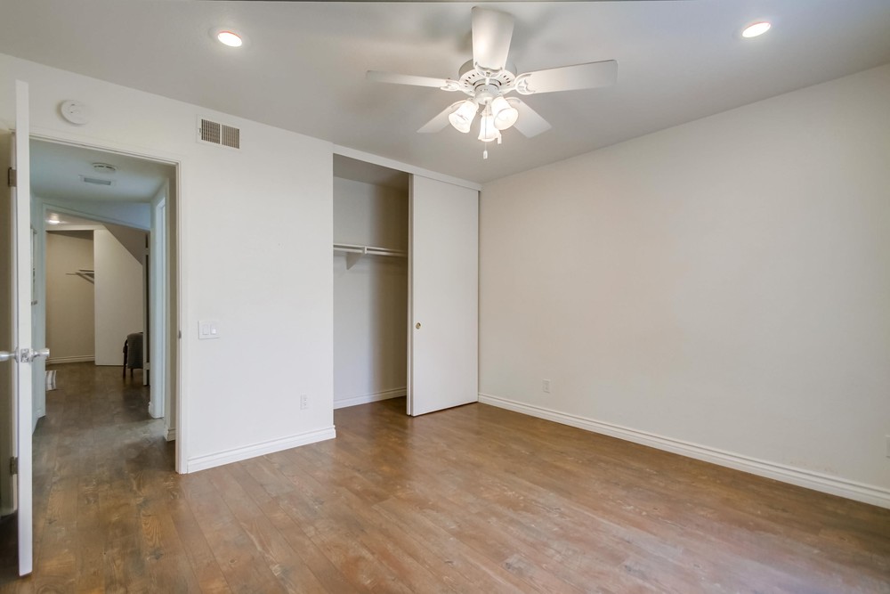Virtual tour photo 40 of 45 for 4771 Lamont St