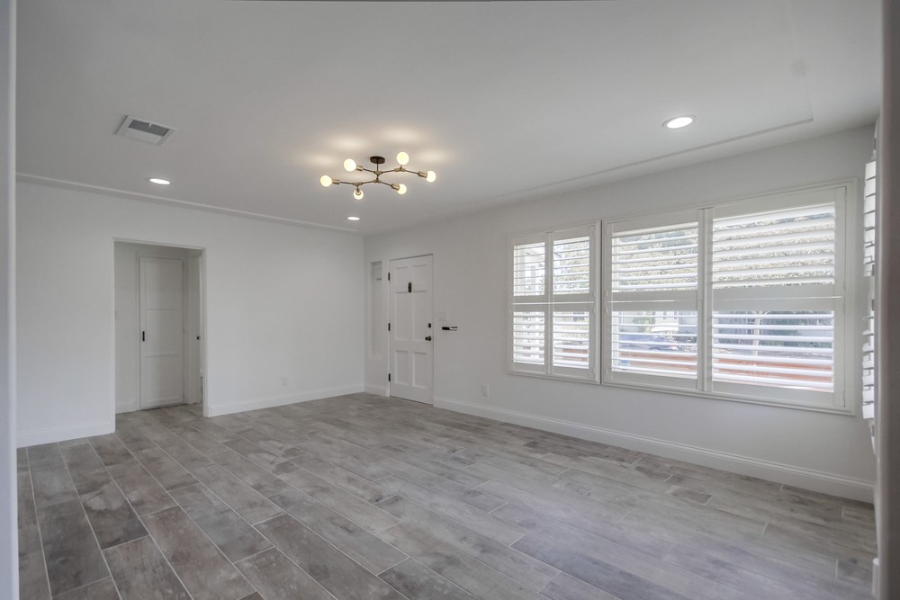 Virtual tour photo 15 of 45 for 4772 Aragon Dr