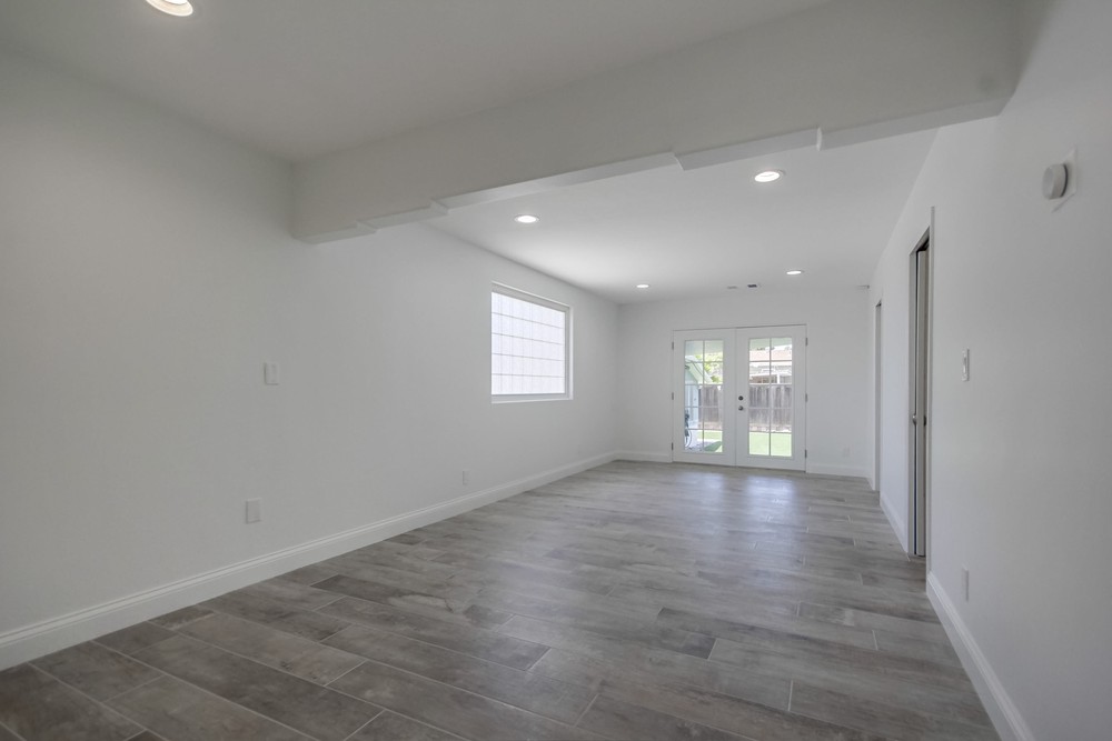 Virtual tour photo 21 of 45 for 4772 Aragon Dr