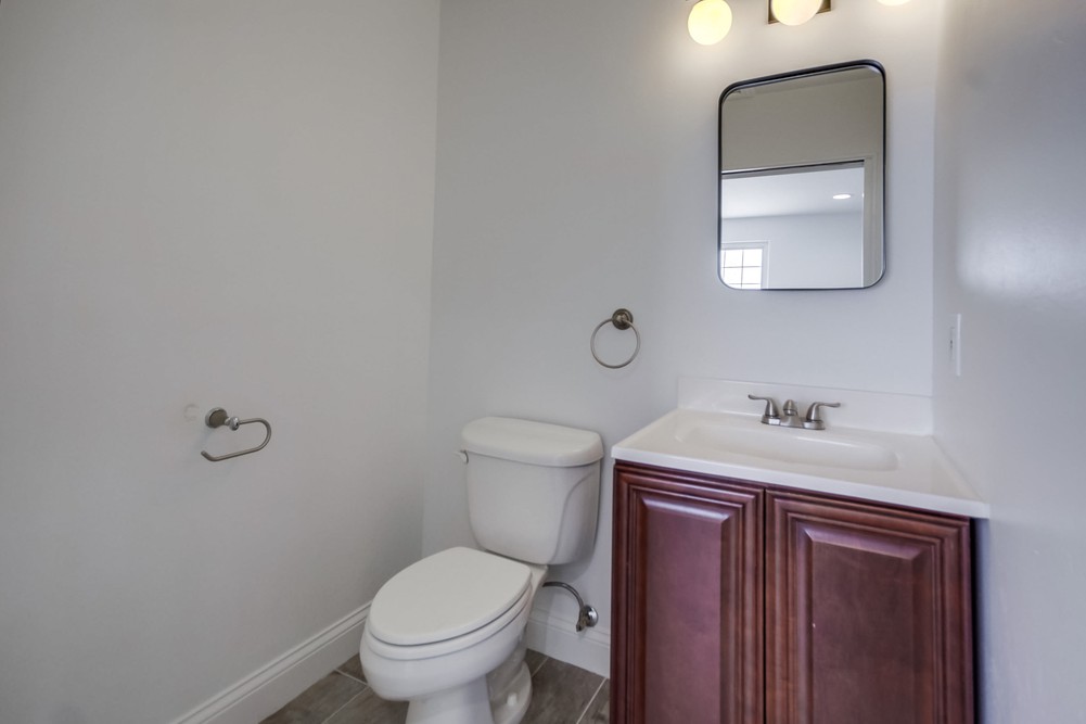 Virtual tour photo 25 of 45 for 4772 Aragon Dr