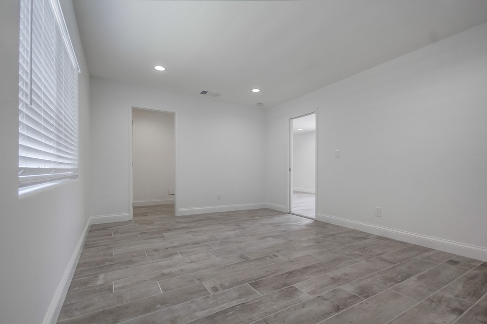 Virtual tour photo 34 of 45 for 4772 Aragon Dr