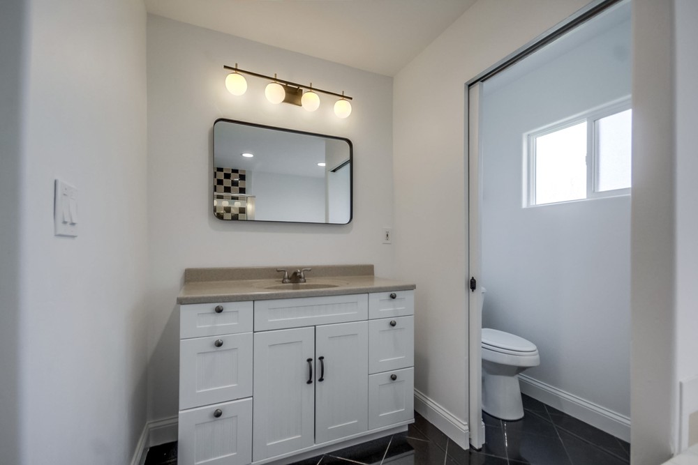 Virtual tour photo 37 of 45 for 4772 Aragon Dr