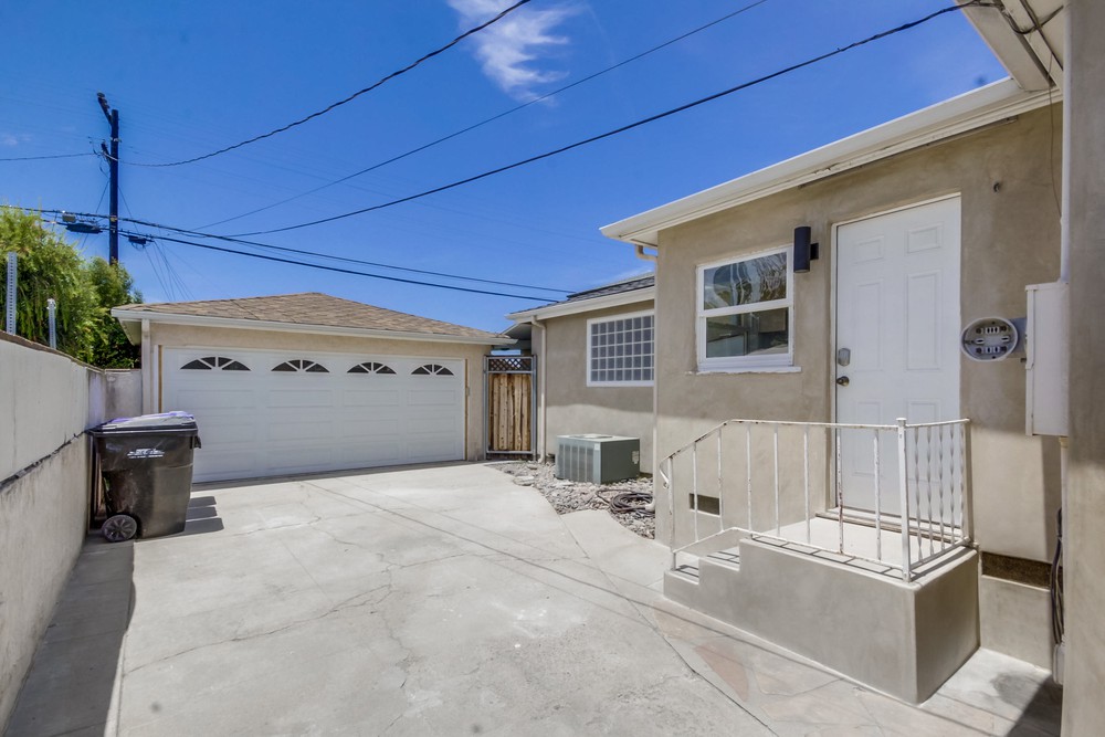 Virtual tour photo 38 of 45 for 4772 Aragon Dr