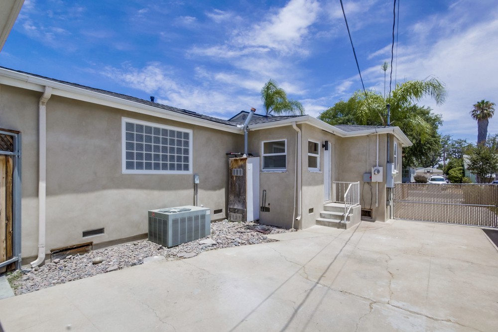 Virtual tour photo 39 of 45 for 4772 Aragon Dr