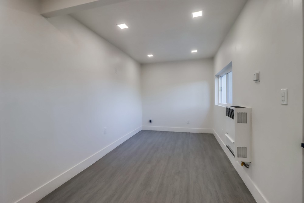 Virtual tour photo 7 of 25 for 4774 W Point Loma Blvd