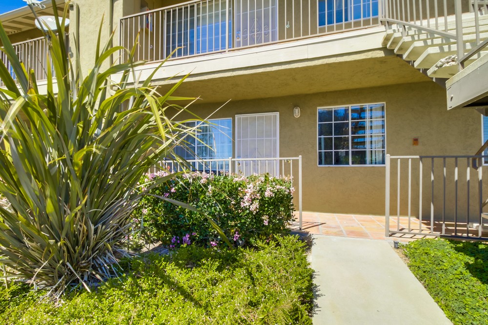 Virtual tour photo 7 of 29 for 4775 Seminole Dr #107
