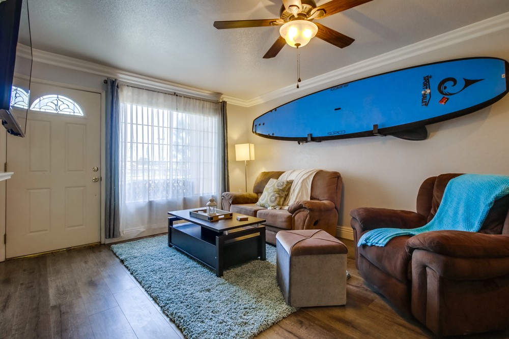 Virtual tour photo 14 of 29 for 4775 Seminole Dr #107