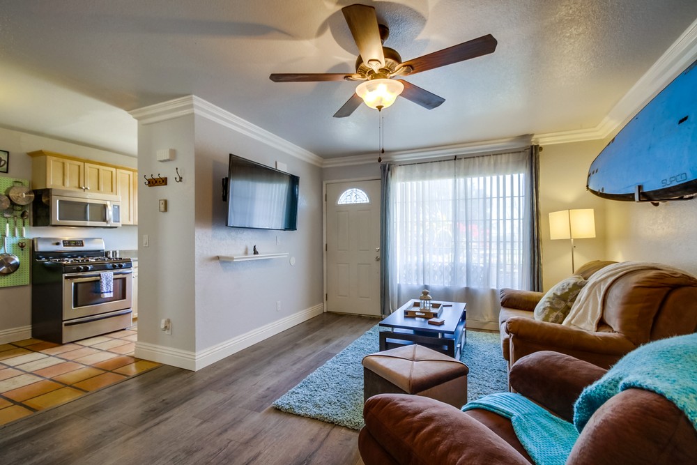 Virtual tour photo 15 of 29 for 4775 Seminole Dr #107