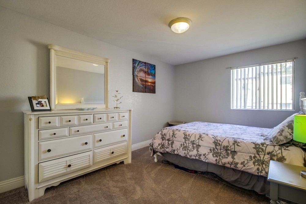 Virtual tour photo 23 of 29 for 4775 Seminole Dr #107