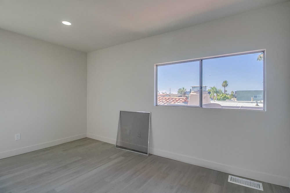 Virtual tour photo 21 of 59 for 4776 Bancroft St