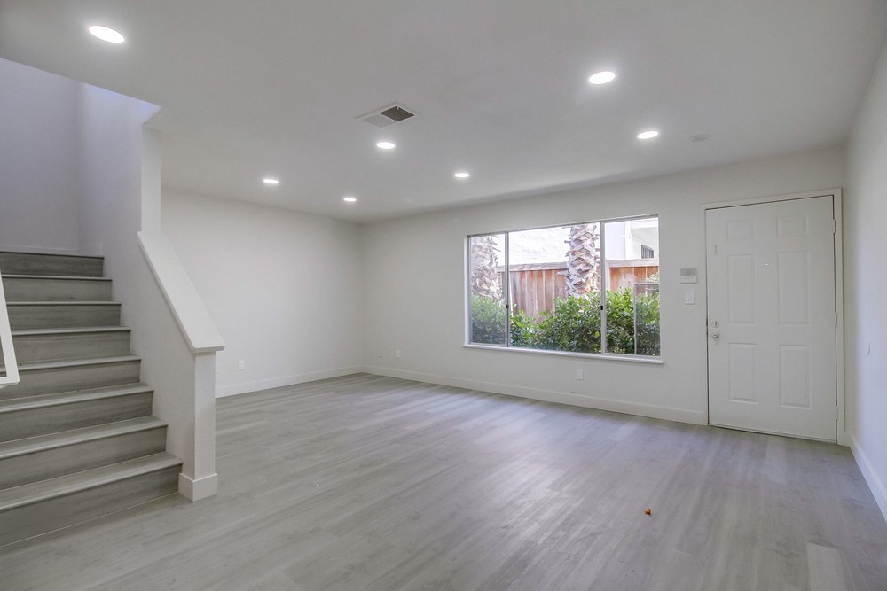 Virtual tour photo 35 of 59 for 4776 Bancroft St