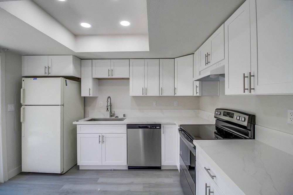 Virtual tour photo 37 of 59 for 4776 Bancroft St