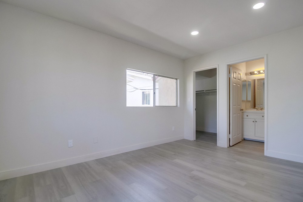 Virtual tour photo 53 of 59 for 4776 Bancroft St
