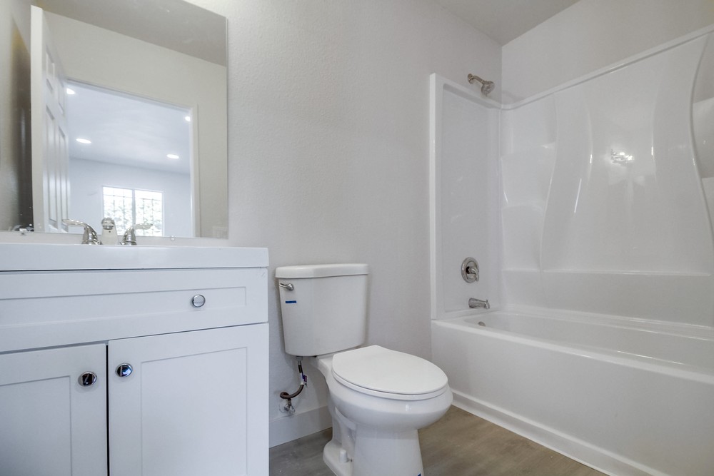 Virtual tour photo 55 of 59 for 4776 Bancroft St