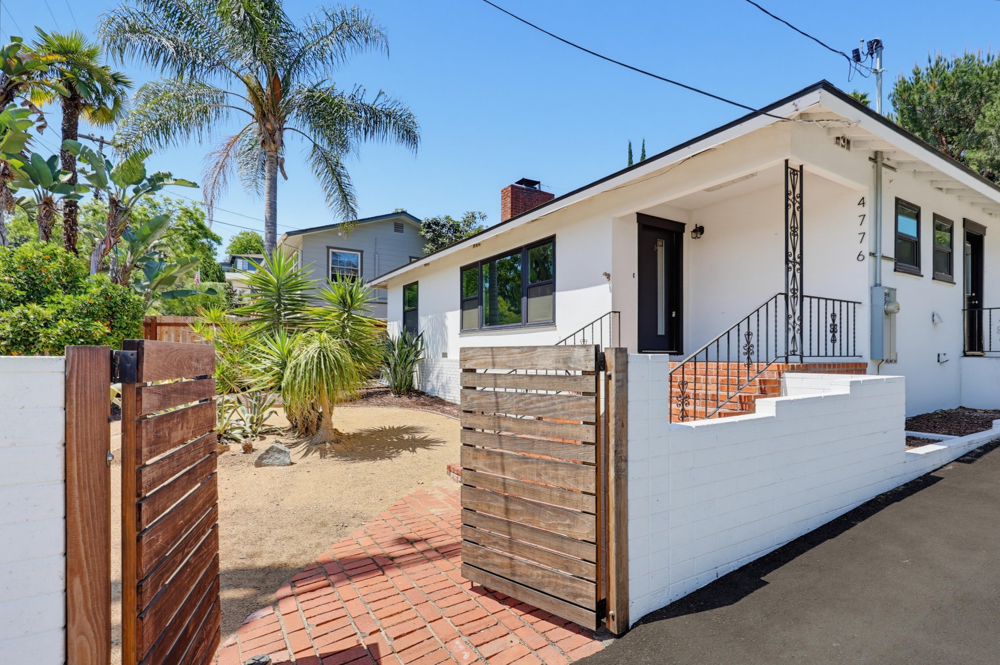 Virtual tour photo 8 of 59 for 4776 Garfield St