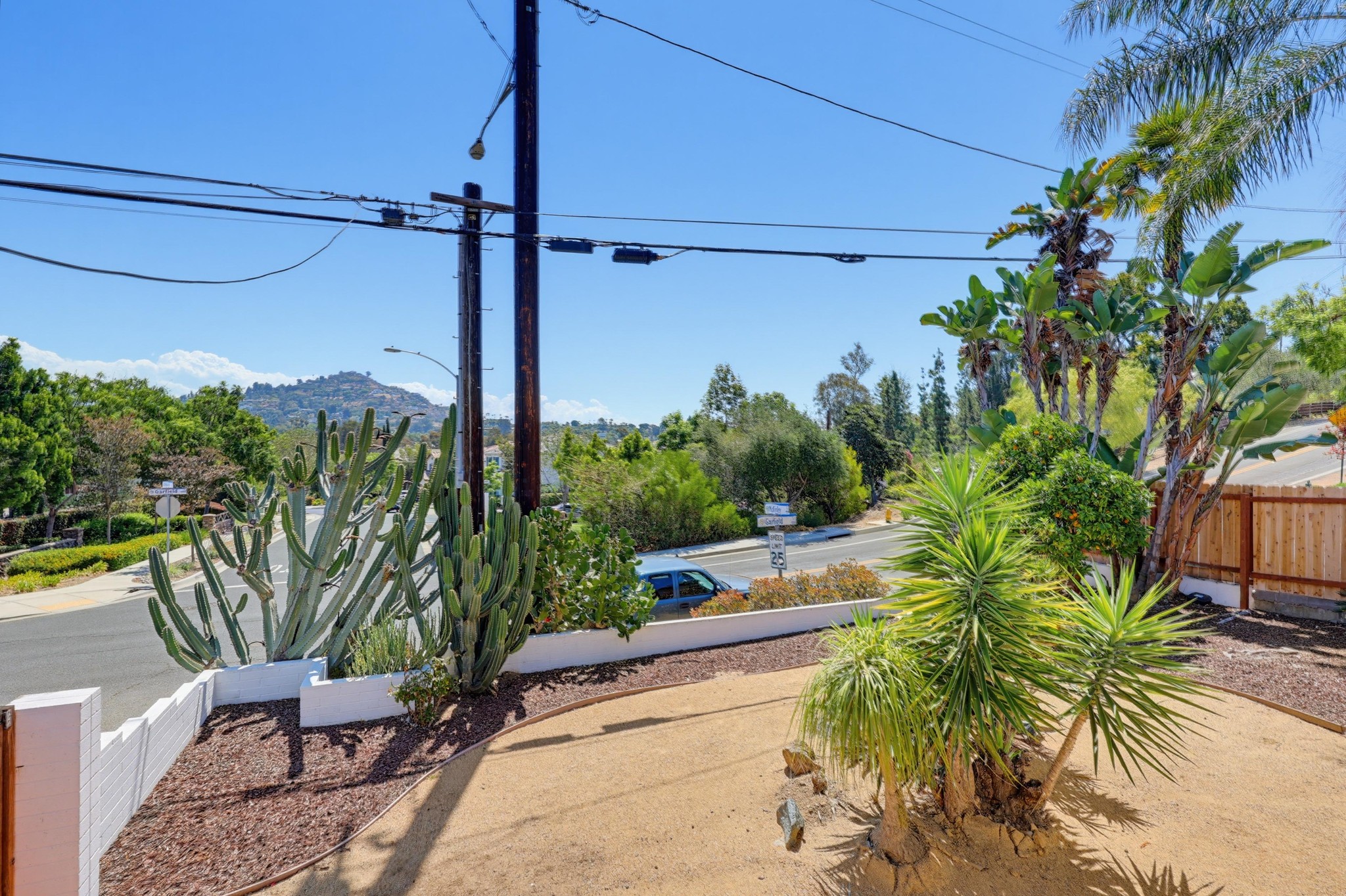 Virtual tour photo 13 of 59 for 4776 Garfield St