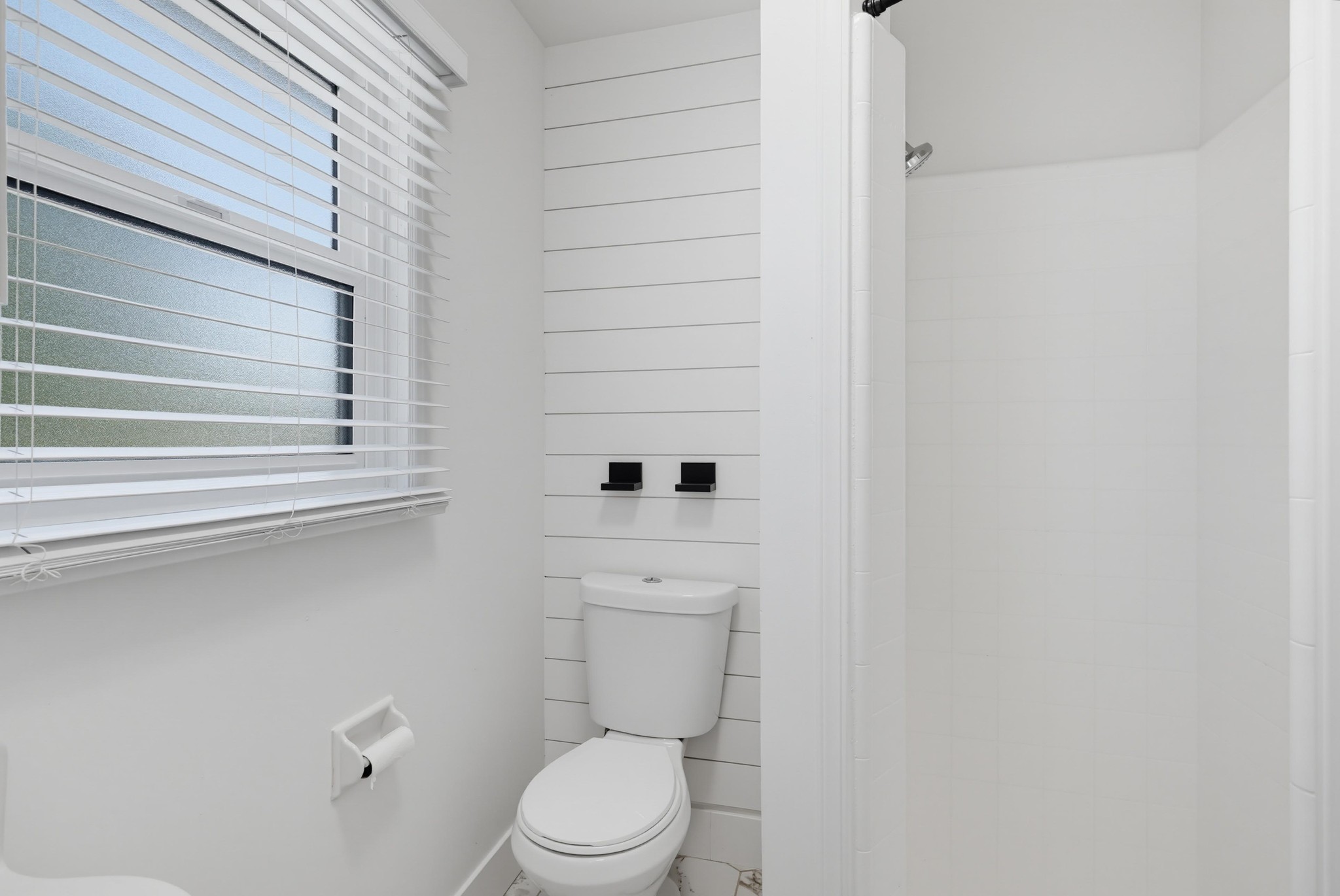 Virtual tour photo 30 of 59 for 4776 Garfield St