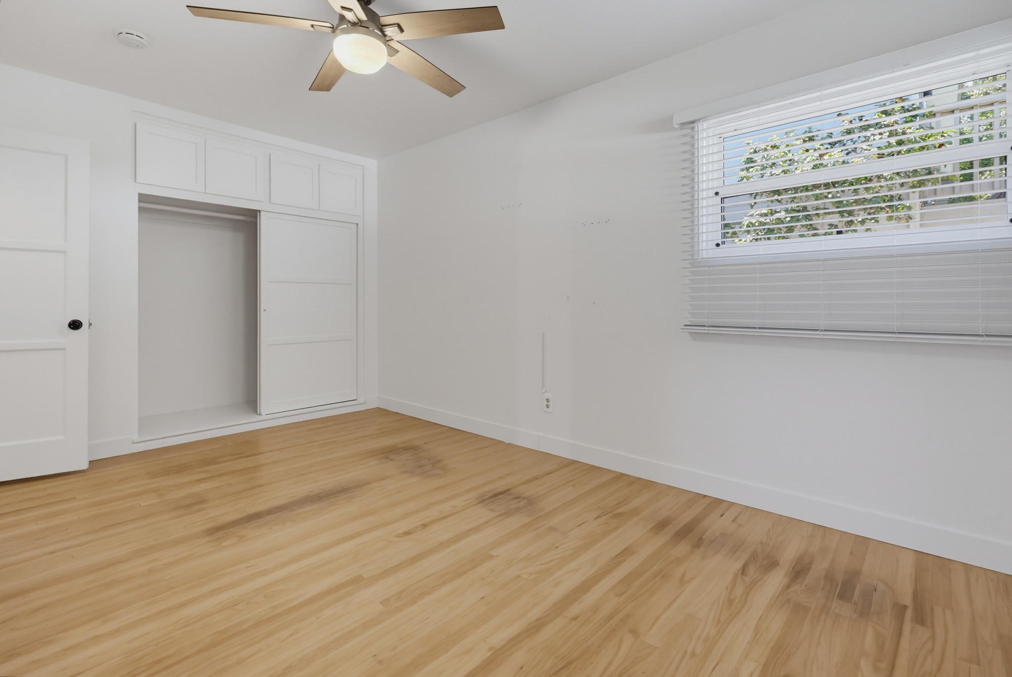 Virtual tour photo 42 of 59 for 4776 Garfield St