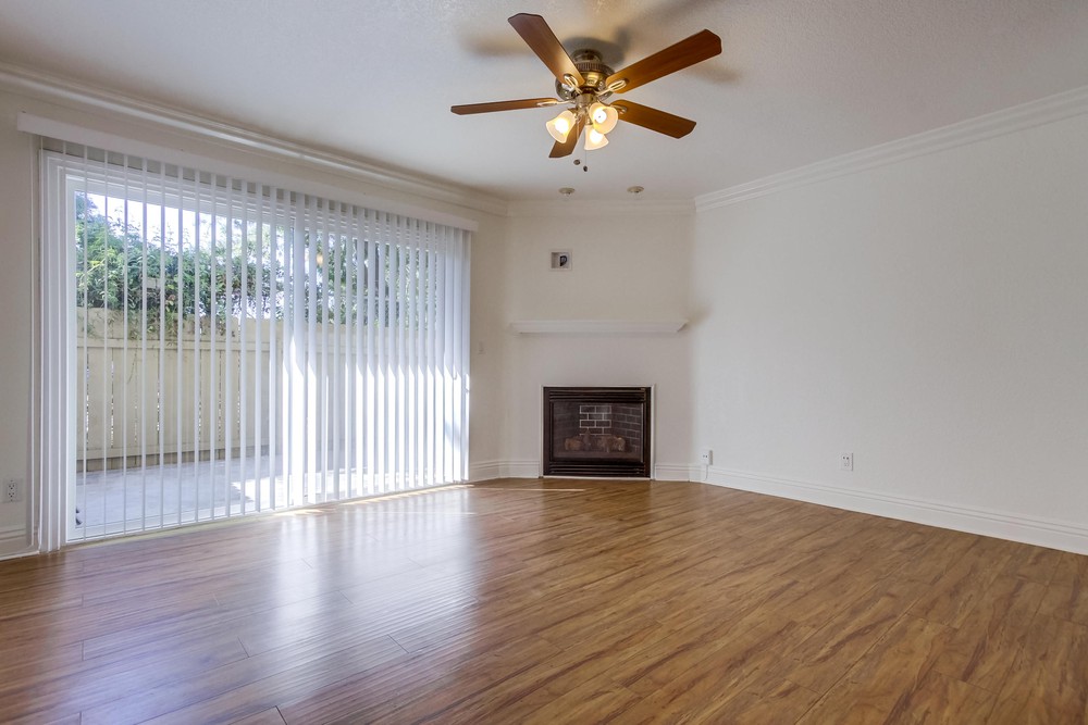 Virtual tour photo 16 of 42 for 4777 Seminole Dr APT 117