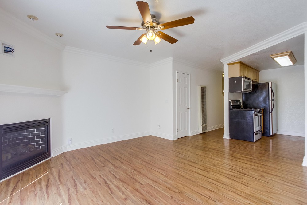 Virtual tour photo 17 of 42 for 4777 Seminole Dr APT 117