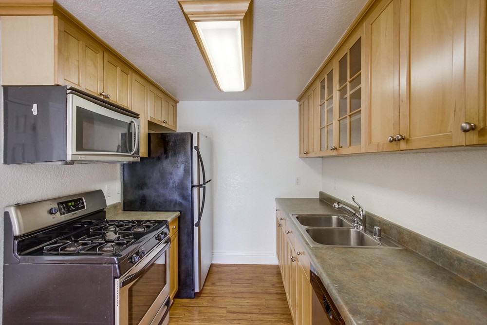 Virtual tour photo 20 of 42 for 4777 Seminole Dr APT 117