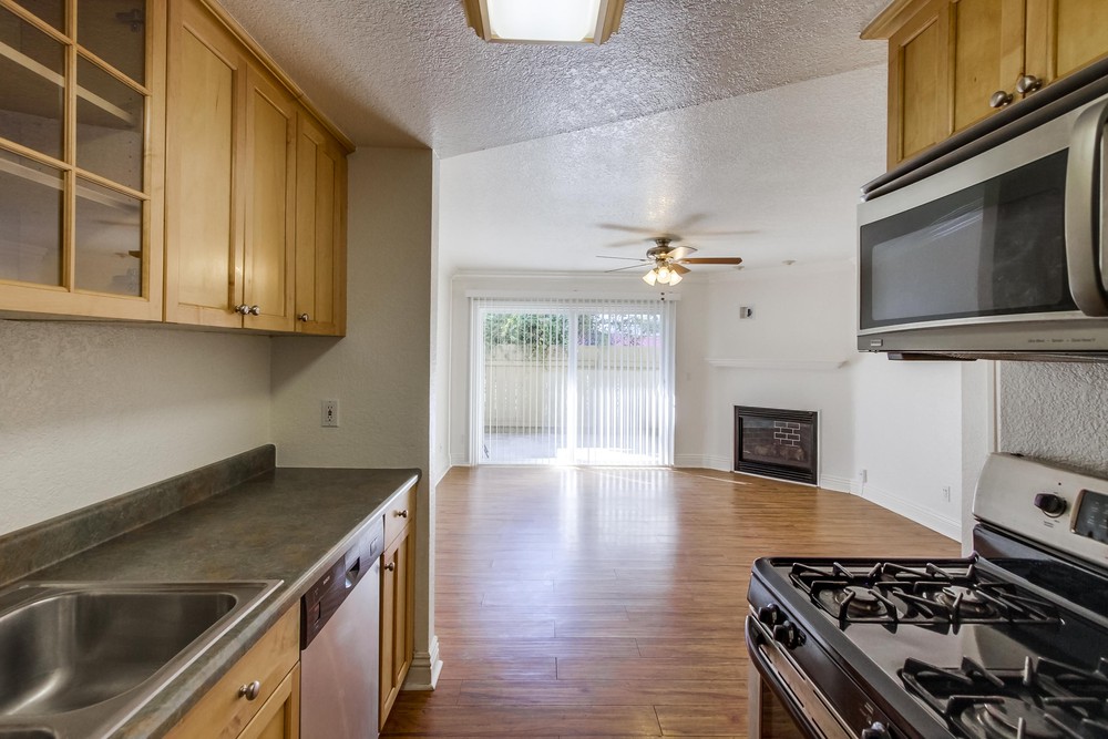 Virtual tour photo 21 of 42 for 4777 Seminole Dr APT 117