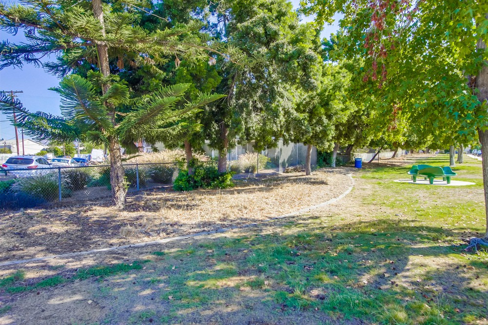 Virtual tour photo 43 of 42 for 4777 Seminole Dr APT 117