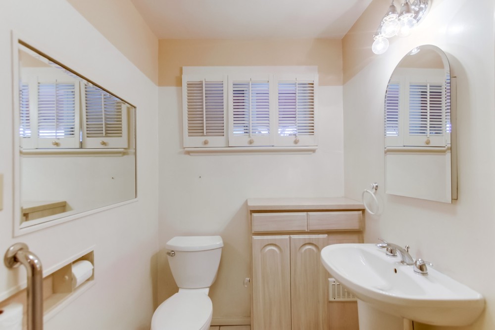Virtual tour photo 28 of 47 for 4776 Arizona St