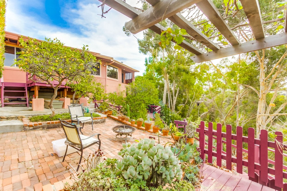 Virtual tour photo 33 of 47 for 4776 Arizona St