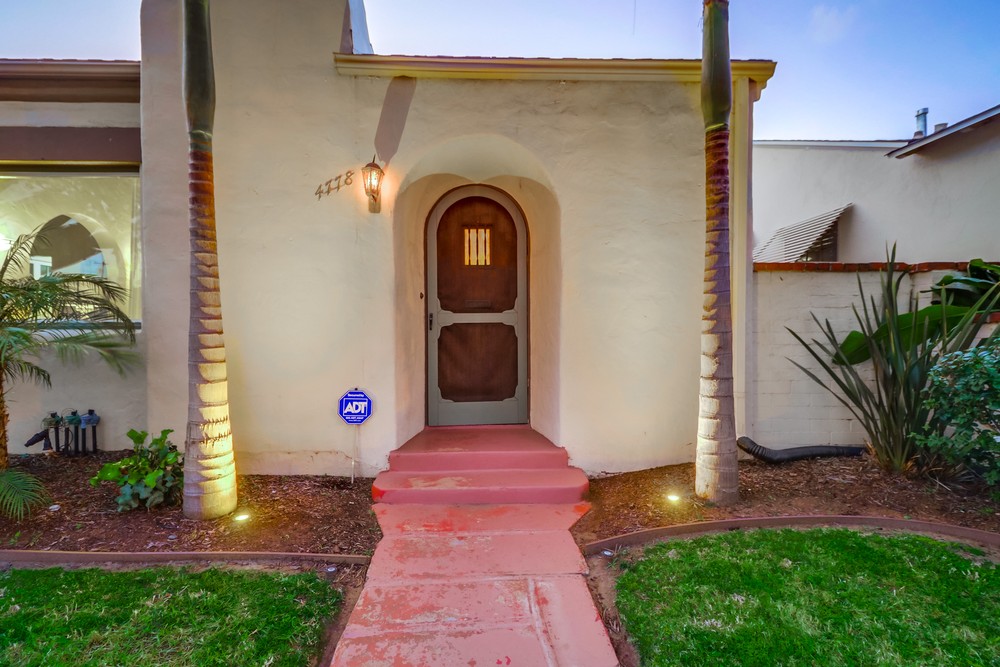 Virtual tour photo 6 of 68 for 4778 Rolando Blvd