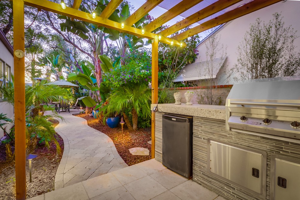 Virtual tour photo 7 of 68 for 4778 Rolando Blvd