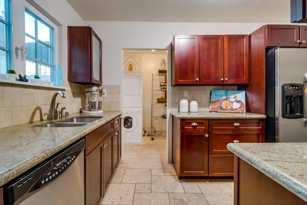 Virtual tour photo 33 of 68 for 4778 Rolando Blvd
