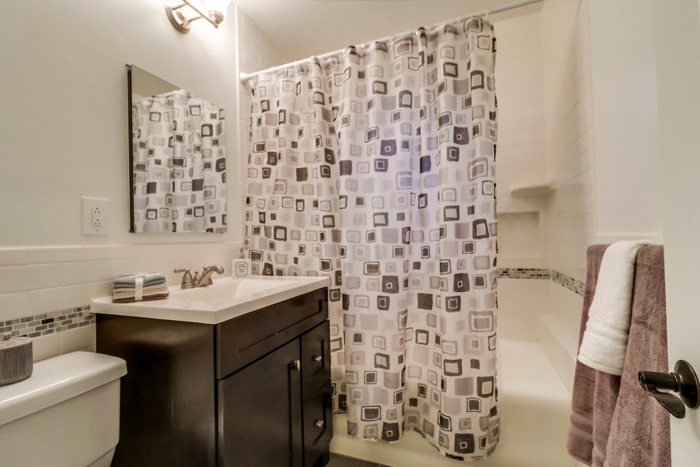 Virtual tour photo 43 of 68 for 4778 Rolando Blvd