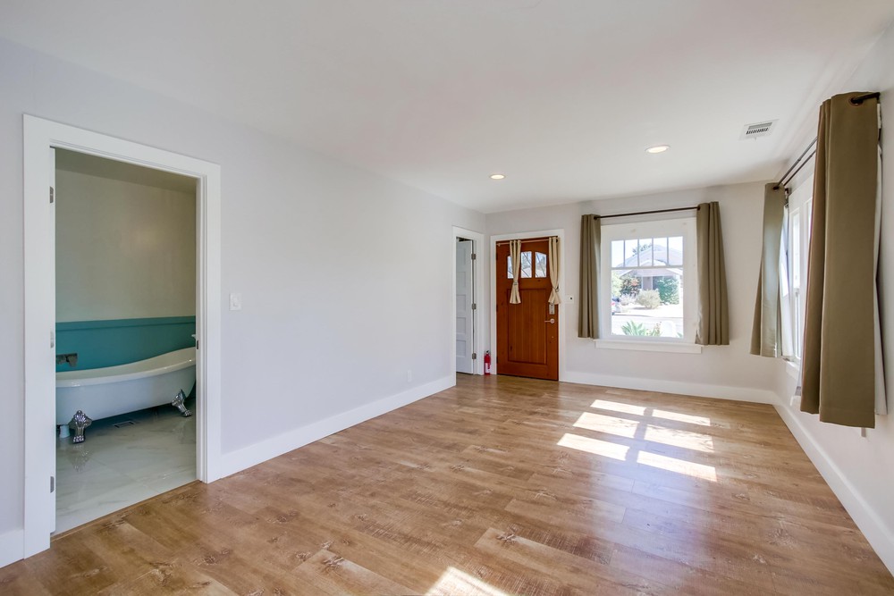 Virtual tour photo 10 of 35 for 4778 W Mountain View Dr