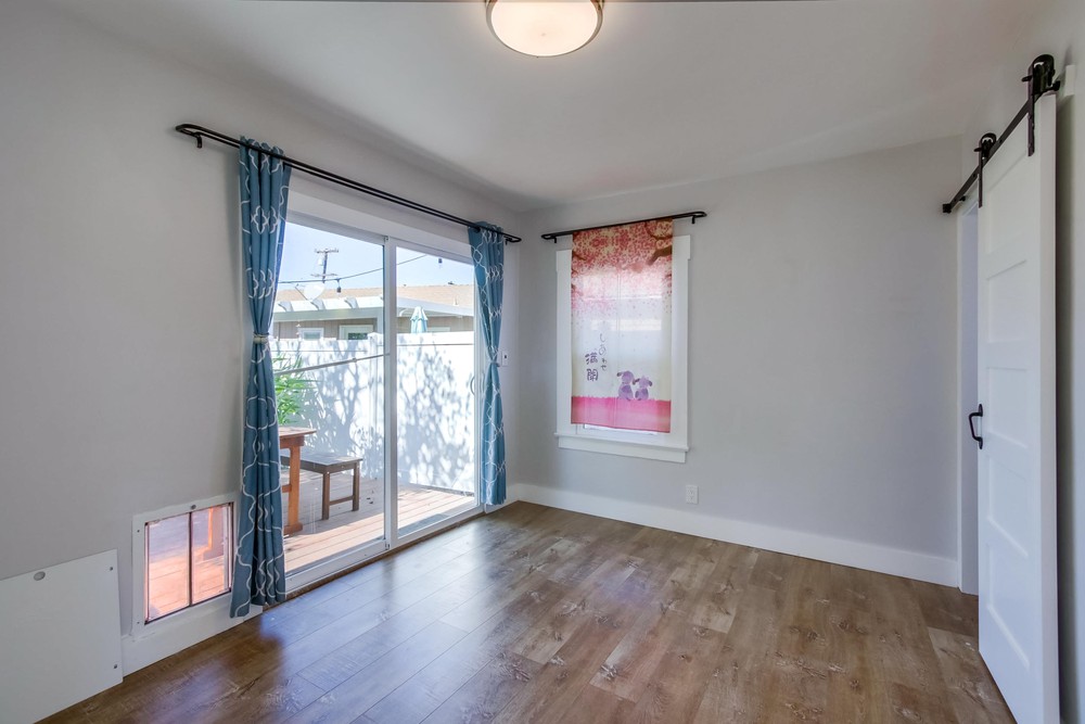 Virtual tour photo 17 of 35 for 4778 W Mountain View Dr
